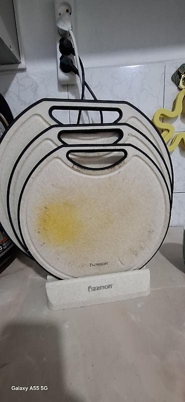 набор кондитера: Набор кухонных форм и бутылок/термокружек Состав набора: - Формы для — 9