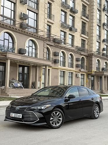 camry 1999: Toyota Avalon: 2019 г., 2.5 л, Вариатор, Гибрид, Седан — 1