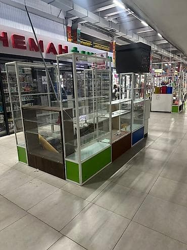 неон реклама: Продается витрина - Конструкция из алюминиевого профиля с остеклением — 3