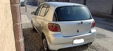 продаю тайота прадо бишкеке: Toyota Vitz: 2000 г., 1 л, Автомат, Бензин, Хэтчбэк — 2