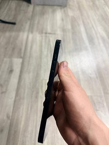 проектор для мобильного телефона: IPhone 14 Pro Max, Б/у, Черный — 2