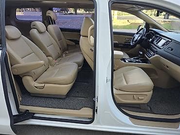 kia karnaval: Kia Carnival: 2018 г., 2.2 л, Автомат, Дизель, Минивэн — 10