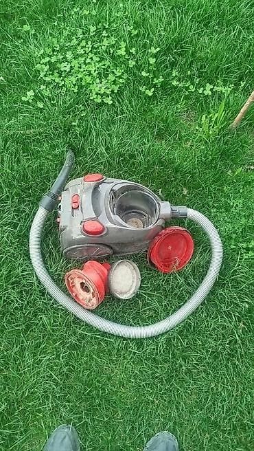 двигатель пылесос: Пылесос Особенности: - Контейнер для пыли с верхней крышкой и — 2