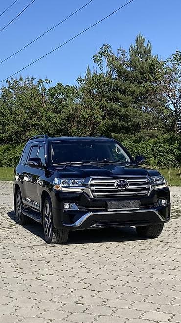 Toyota Land Cruiser: 2017 г., 4.6 л, Автомат, Бензин, Внедорожник