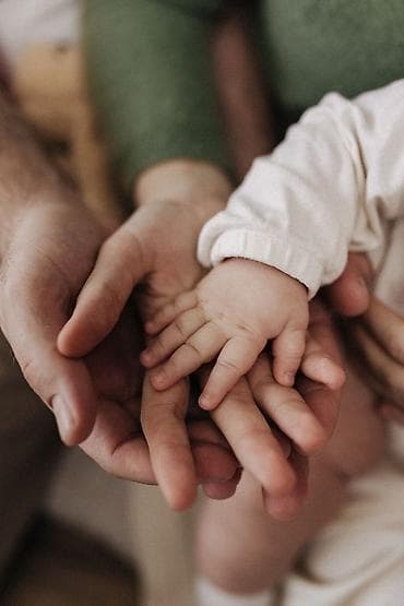 headhunter kg: Требуется Няня Полный рабочий день — 1