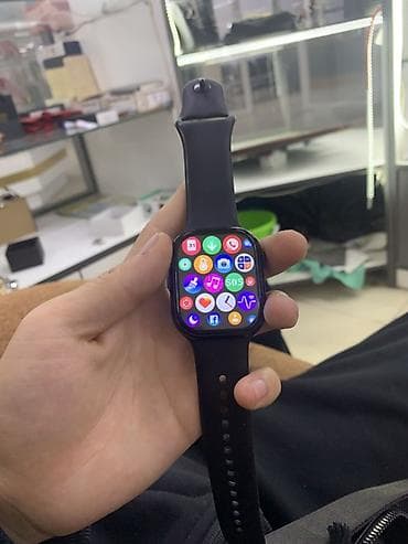 смарт: Смарт-часы с прямоугольным экраном и силиконовым ремешком (черный — 4