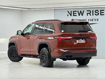 lexus 470 2003: Toyota Sequoia: 2024 г., Внедорожник — 10