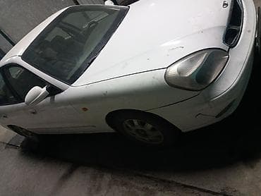 Daewoo Nexia: 1999 г., 1.6 л, Кол менен иштөөчү, Бензин, Седан — 2