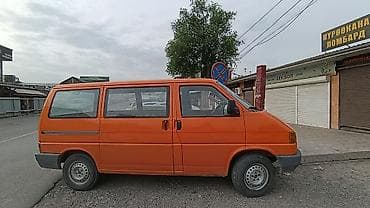 Volkswagen: Volkswagen Transporter: 1993 г., 2 л, Механика, Бензин, Бус — 7
