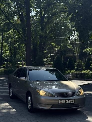 Toyota Camry: 2005 г., 2.4 л, Автомат, Бензин, Седан