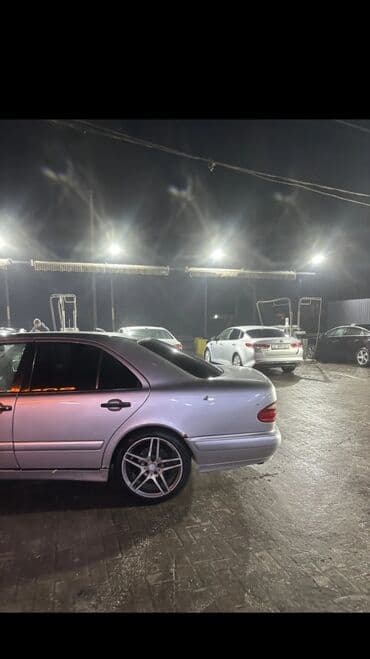продаю связи с переездом: Mercedes-Benz E-Class: 2000 г., 3.2 л, Бензиновая, Седан — 6