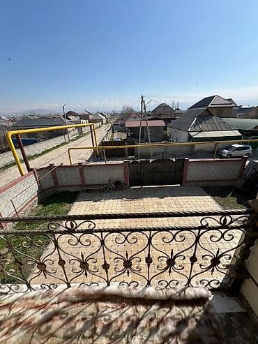 квартиры в бишкеке купить: Продается участок 5 соток. На участке два двухэтажных домов. Отлично — 7