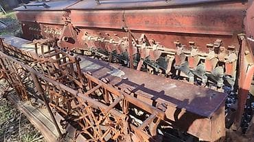 пресспадборшик сипма: Пресс-подборщик тюковый (прицепной), сельхозназначение. Описание: - — 5