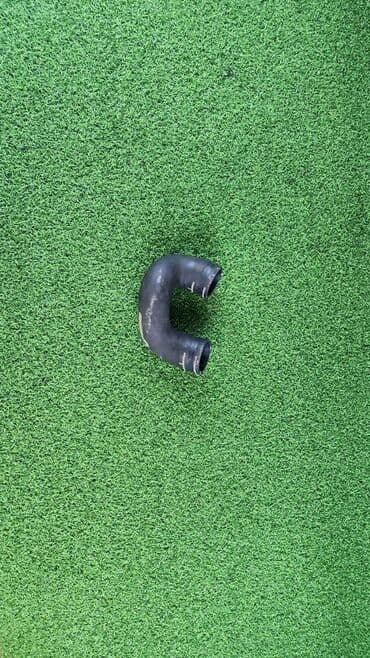 блок предохранителей: Патрубок 1152 7 521 049 Е82 е90 е60 е70 е65 Е70 Год 2010 В — 3