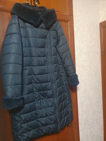 спортивные пуховики: Новое зимнее пальто био-пух . Производство Италия.Капюшон и манжеты — 9