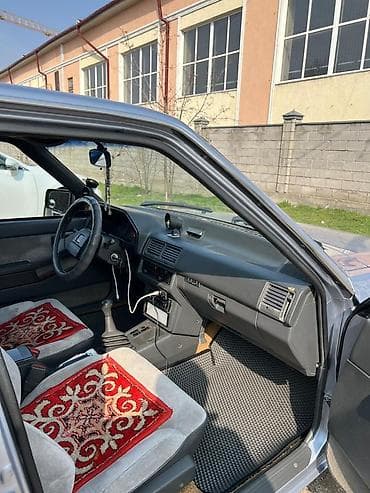 Mazda 626: 1986 г., 2 л, Ручные, Бензин, Седан at lalafo.kg Mazda 626: 1986 г., 2 л, Ручные, Бензин, Седан