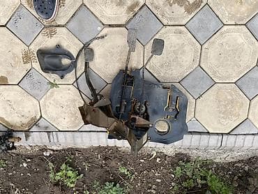 актуаторы: Автозапчасти для компактного хэтчбека (на фото – жёлтый 5‑дверный) — 8