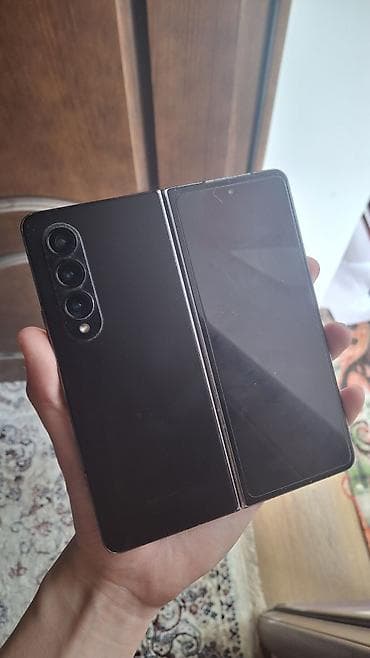 телефоны складные: Samsung Galaxy Fold, Б/у, 512 ГБ, цвет - Черный, 2 SIM — 6