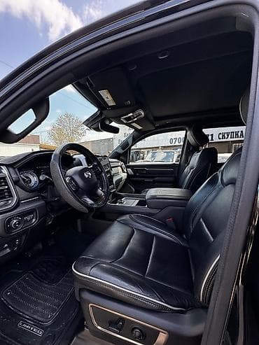 low ll: Dodge Ram 1500: 2019 г., 5.7 л, Автомат, Бензин, Пикап — 8