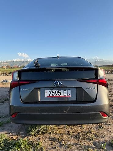Унаа сатуу: Toyota Prius: 2019 г., 1.8 л, Гибрид, Хетчбек — 3