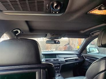 Фильтры: BMW 7 Series (F01/F02) — интерьер бизнес-класса - Просторный салон с — 1