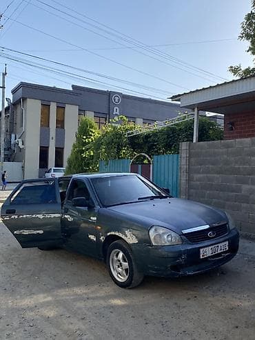 машина жыгули: ВАЗ (ЛАДА) Priora: 2008 г., 1.6 л, Кол менен иштөөчү, Бензин, Седан — 4