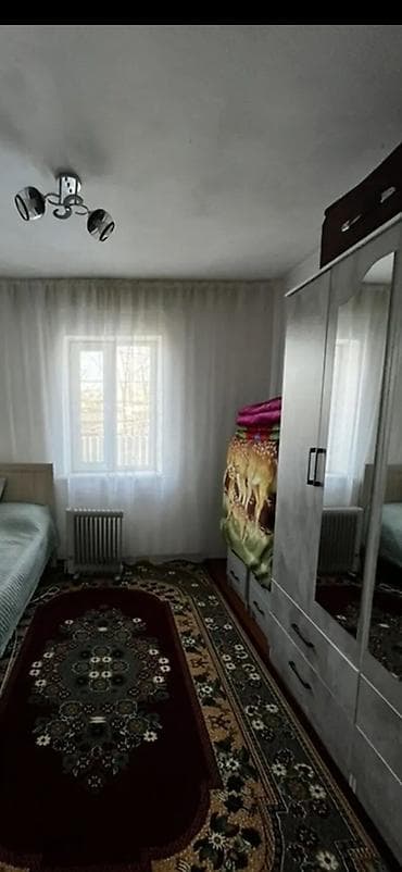 продаю дом бишкек ынтымак: 70 м², 4 бөлмө, Забор, тосулган — 7