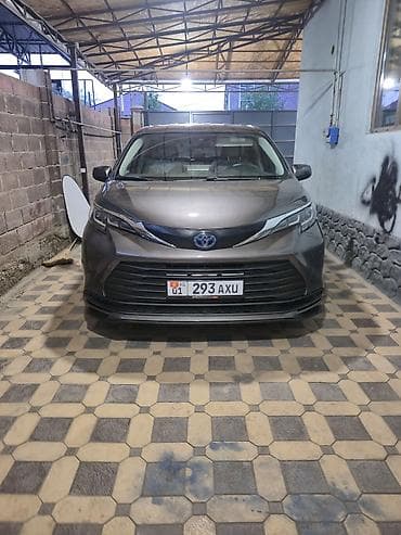prius plus: Toyota Sienna: 2021 г., Гибрид, Минивэн — 3