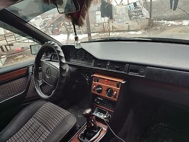 buick roadmaster: Mercedes-Benz E-Class: 1993 г., 2 л, Механика, Бензин, Седан — 6