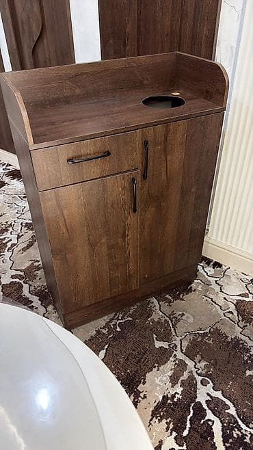 Балдар эмереги: Кафе үчүн үстөл жана отургуч — 8