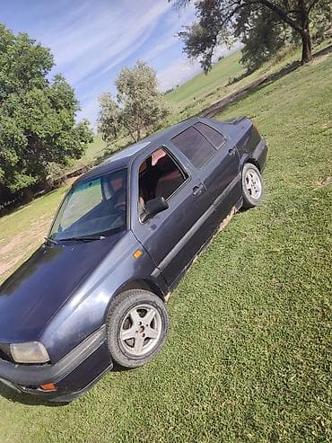 пороги венто: Volkswagen Vento: 1992 г., 1.8 л, Механика, Бензин, Седан — 2
