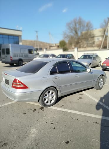 Mercedes-Benz C-Class: 2000 г., 2.4 л, Автомат, Бензин, Седан