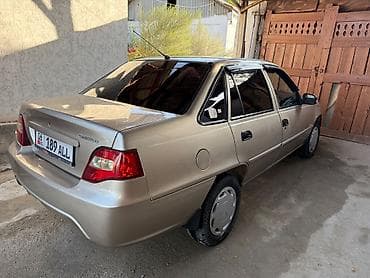 простой: Daewoo Nexia: 2012 г., 1.5 л, Ручные, Бензин, Седан — 4