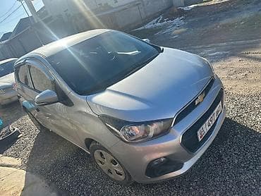 авто на расрочку: Chevrolet Spark: 2016 г., 1 л, Робот, Бензин, Хэтчбэк — 4
