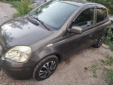 Продажа авто: Toyota Yaris: 2004 г., 1.3 л, Автомат, Бензин, Хэтчбэк — 3