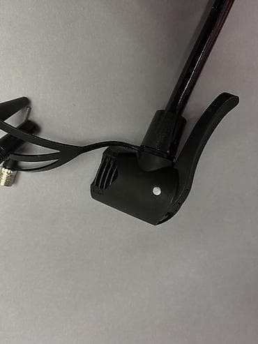 Портативный велосипедный насос с шлангом и креплением на раму — 6