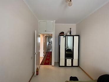 80: 3 комнаты, 80 м², 106 серия, 8 этаж, Косметический ремонт — 10