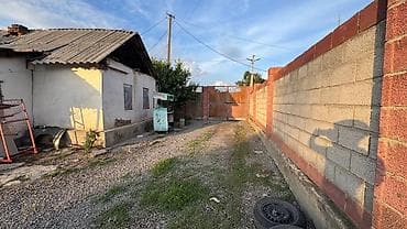 дом из сруба: РЕДКОЕ ПРЕДЛОЖЕНИЕ В ЦЕНТРЕ ТОКМОКА! Продается старый дом с участком — 4