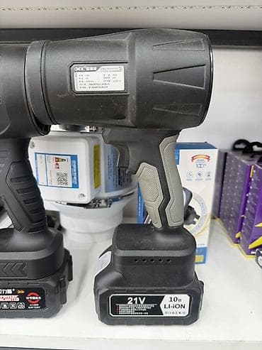 Аккумуляторный ручной прожектор (поиск-лайт) - Источник питания