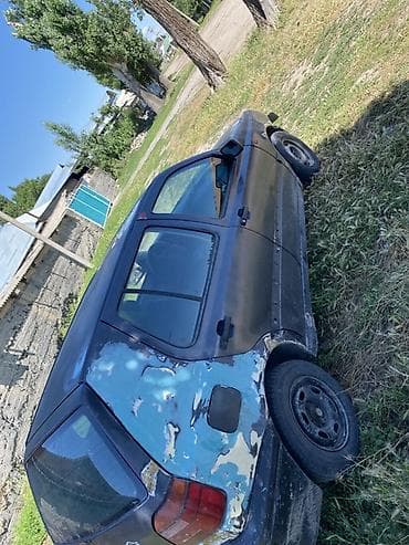 Унаа: Volkswagen Golf: 1993 г., 1.6 л, Кол менен иштөөчү, Бензин, Хетчбек — 6