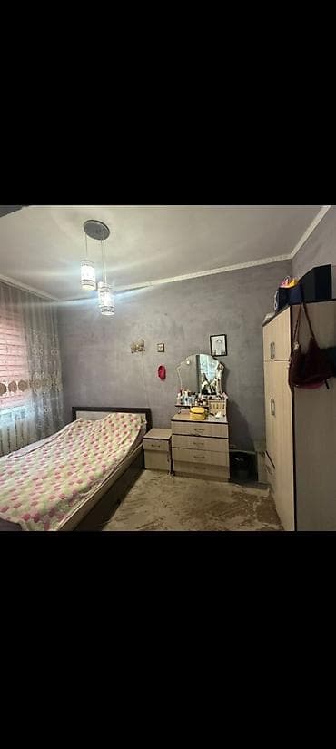кыргыз недвижимости: 60 м², 3 бөлмө, Унаа токтотуучу жай, Забор, тосулган — 2