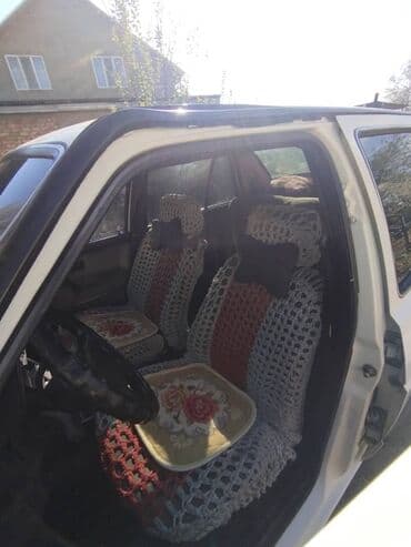 Volkswagen: Volkswagen Jetta: 1989 г., 1.8 л, Автомат, Бензин, Седан — 8