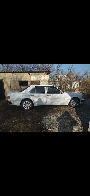 Mercedes-Benz E-Class: 1992 г., 2.2 л, Автомат, Бензин, Седан — 4