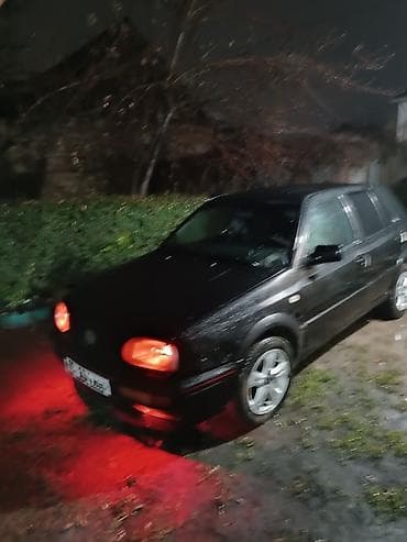 болуп: Volkswagen Golf: 1994 г., Хетчбек — 5