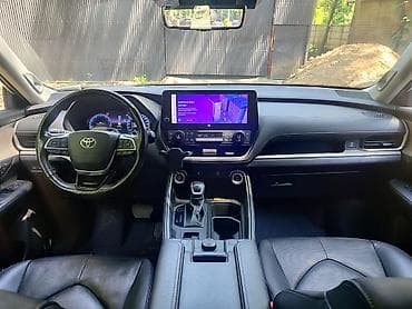 Toyota: Toyota Grand Highlander: 2024 г., 2.4 л, Автомат, Бензин, Внедорожник — 5