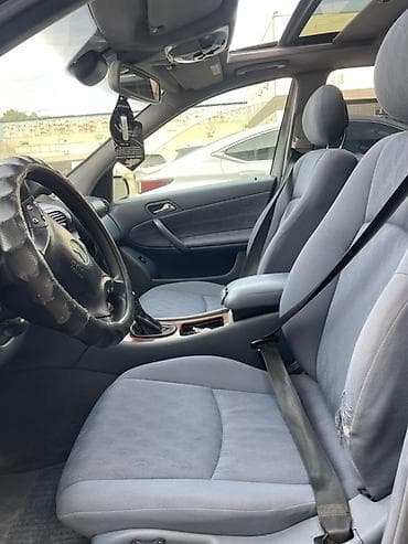 Транспорт: Mercedes-Benz C-Class: 2002 г., 1.8 л, Кол менен иштөөчү, Бензин, Седан — 5