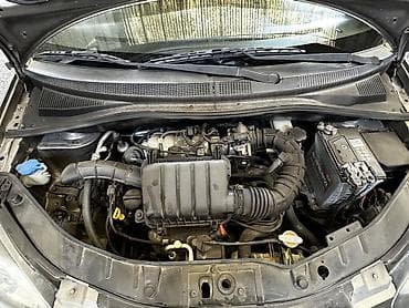 kia stonic 2019: Kia Picanto: 2010 г., 1 л, Автомат, Бензин, Хэтчбэк — 4