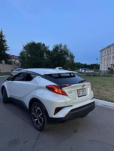 e60 m5: Toyota C-HR: 2018 г., 2 л, Вариатор, Бензин, Кроссовер — 2
