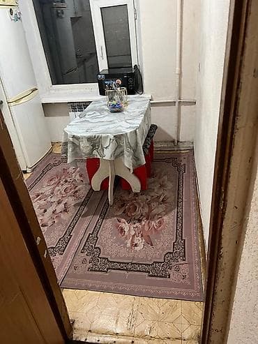 Балдар килемдери жана килемчелери: Килем — 10