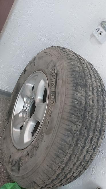 диски под авто: Колеса в сборе 275 / 70 / R 16, Всесезонная, Б/у, 1 шт, Внедорожные (АТ/МТ), Литые, отверстий - 5 — 6